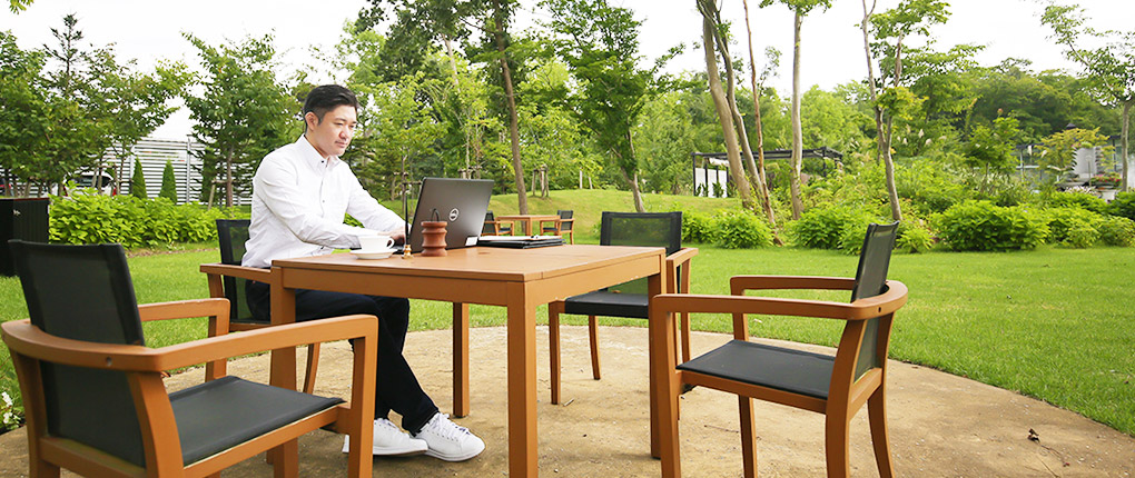 ワーケーションルーム(スパリビング付きツインルーム)